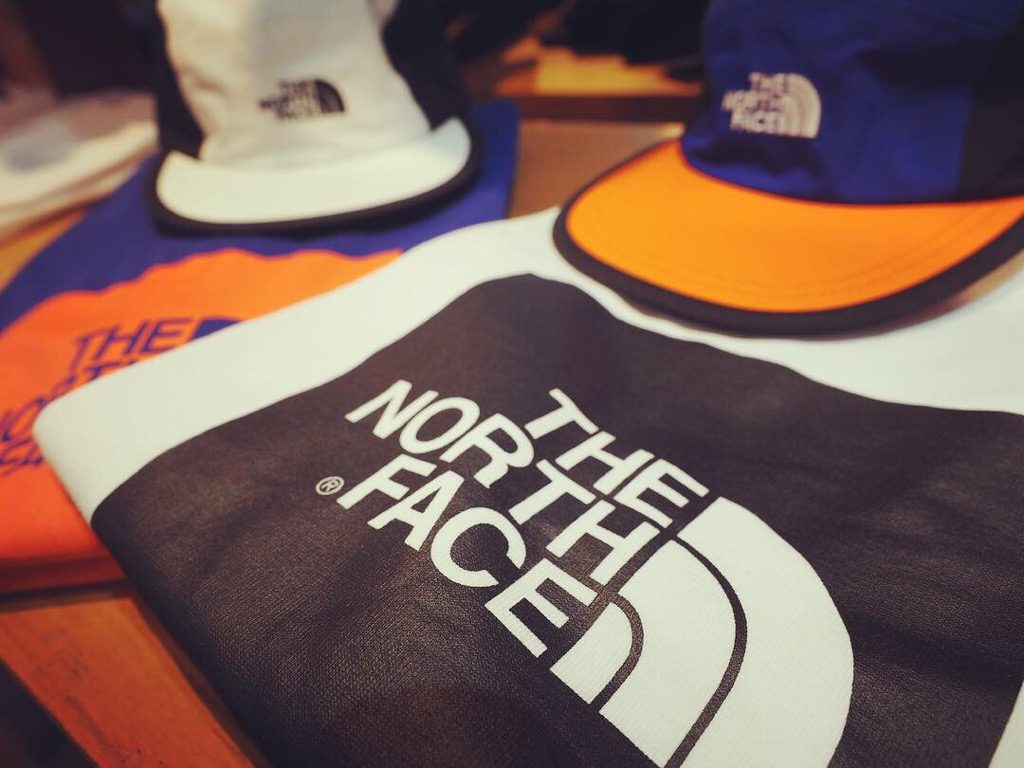 The North Face ノースフェイス よりrage S S Box Logo Teeが入荷